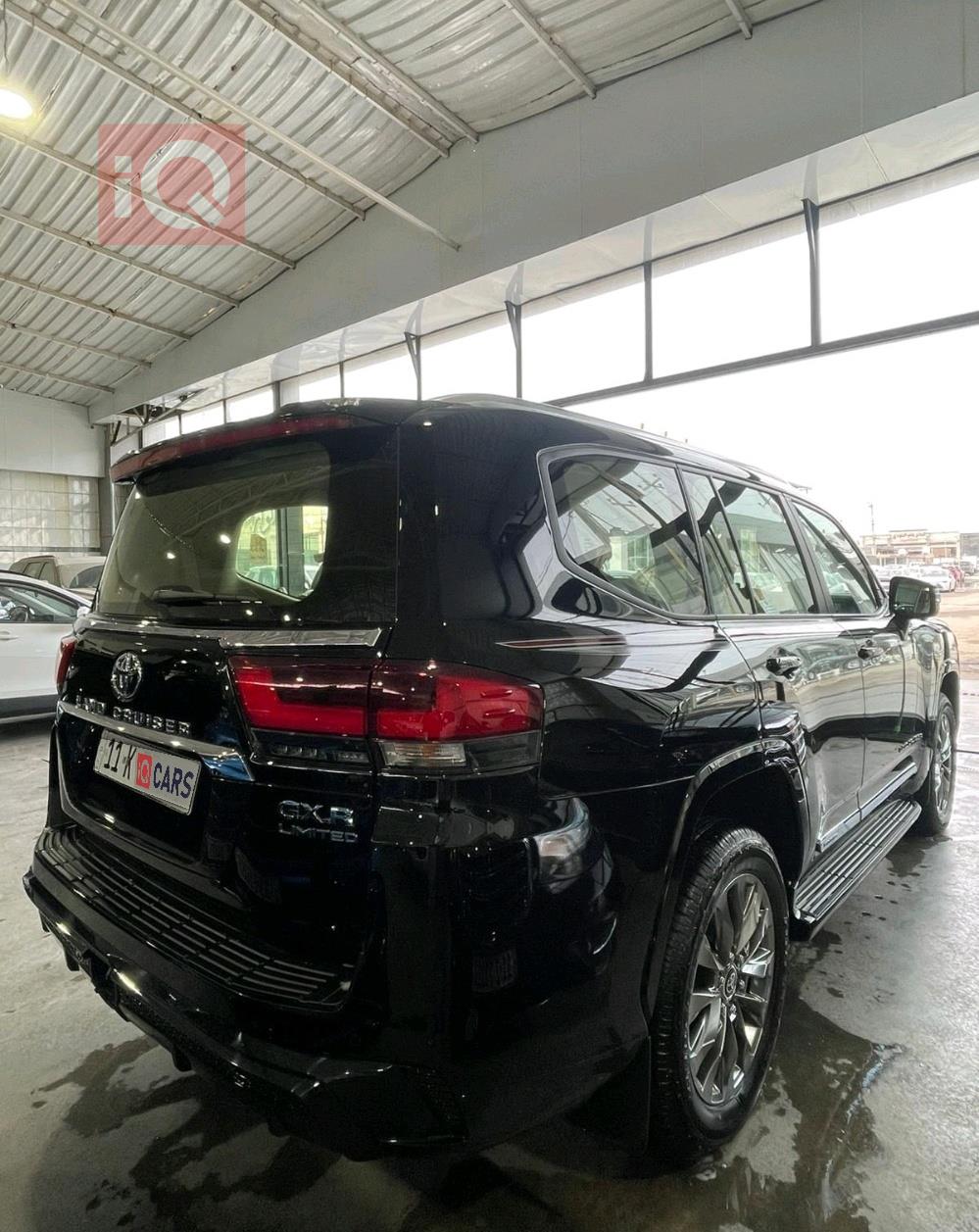 تويوتا لاندكروزر